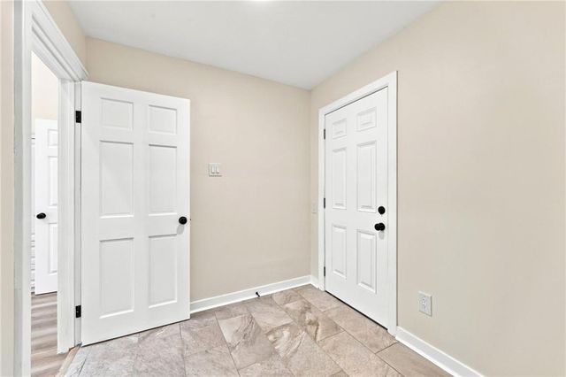 201 W 81st Terrace, Kansas City, MO 64114