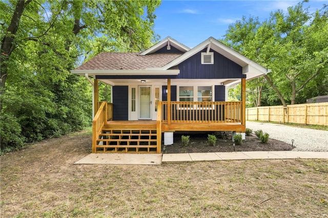 201 W 81st Terrace, Kansas City, MO 64114