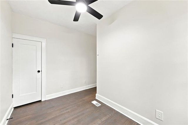 201 W 81st Terrace, Kansas City, MO 64114