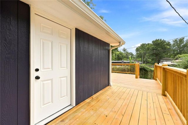 201 W 81st Terrace, Kansas City, MO 64114