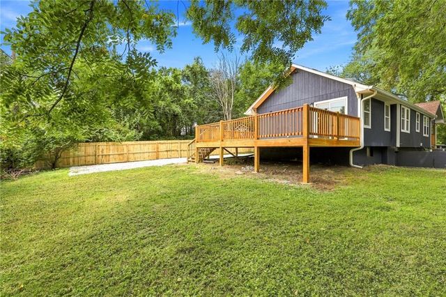 201 W 81st Terrace, Kansas City, MO 64114
