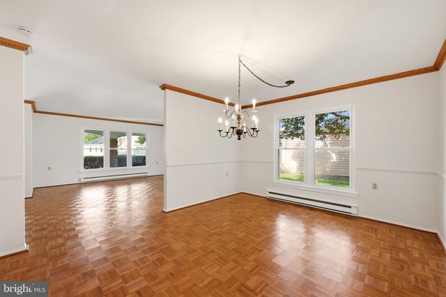 38 DUNSTABLE RD, Southampton, NJ 08088