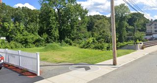 38 Houghton Street, Hudson, MA 01749