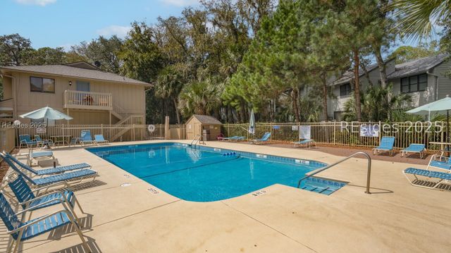 6 Woodward Ave Apt B3, Hilton Head Island, SC 29928