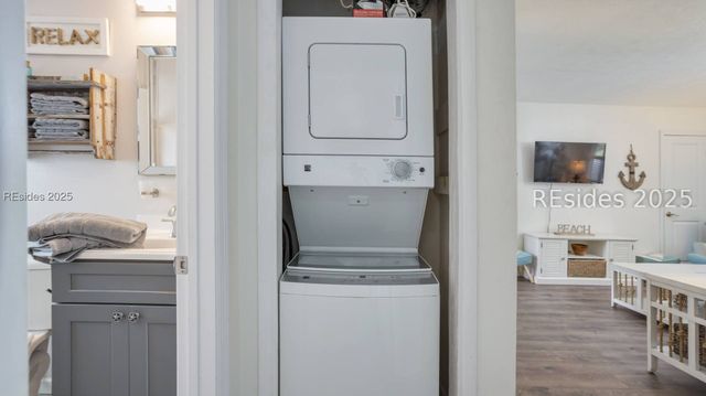 6 Woodward Ave Apt B3, Hilton Head Island, SC 29928