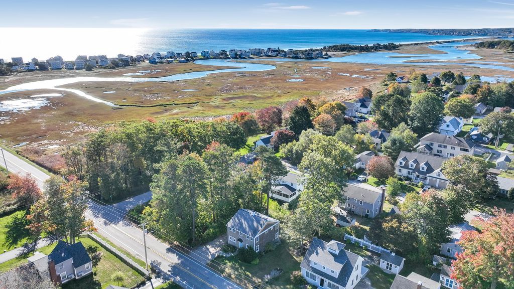 139 Bourne Avenue, Wells, ME 04090 — photo 2