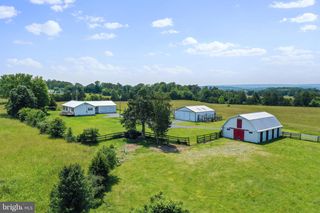 253 CHESHIRE ROAD, Inwood, WV 25428