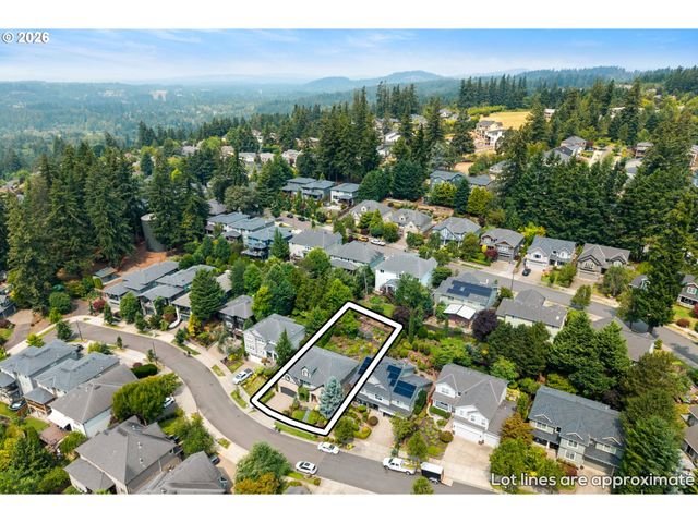 2990 SUNBREAK Ln, West Linn, OR 97068