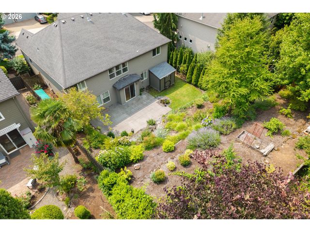 2990 SUNBREAK Ln, West Linn, OR 97068