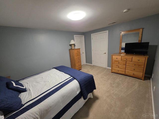 1223 Ridgewood Drive, Miami Twp, OH 45140