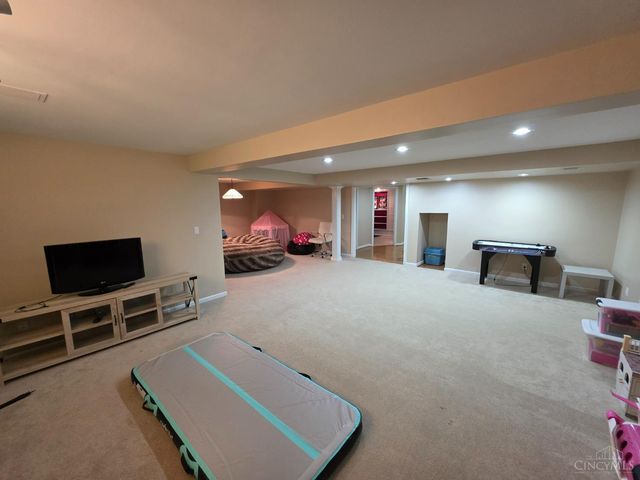 1223 Ridgewood Drive, Miami Twp, OH 45140
