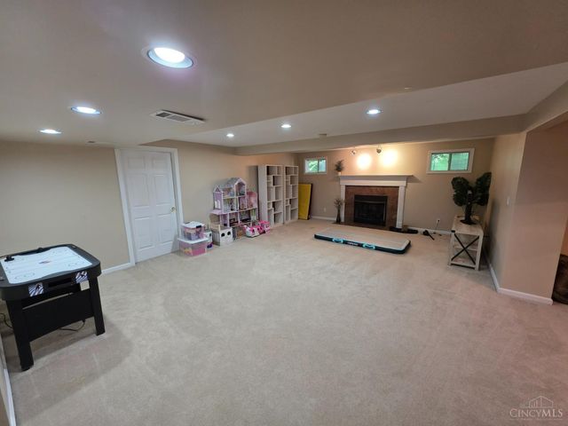 1223 Ridgewood Drive, Miami Twp, OH 45140