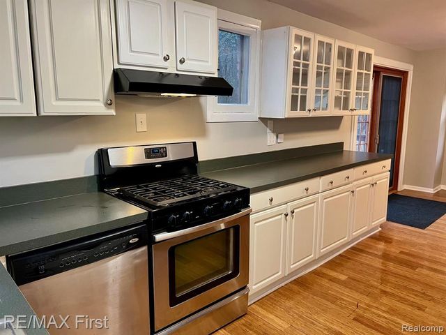 118 Potter Avenue, Royal Oak, MI 48067