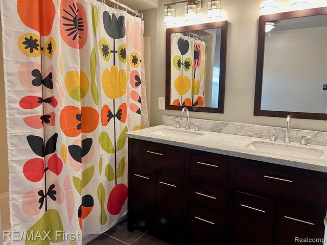 118 Potter Avenue, Royal Oak, MI 48067