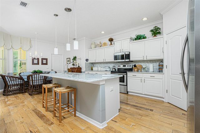 811 SHADOW BAY WAY, Osprey, FL 34229