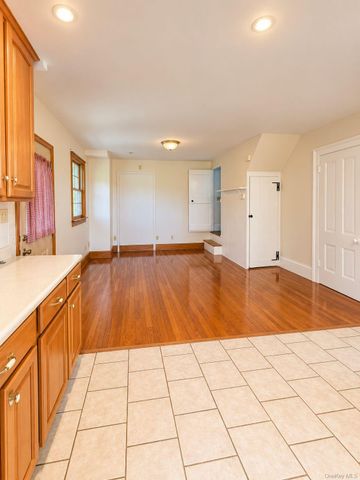 2762 Route 94 2, Blooming Grove, NY 10992
