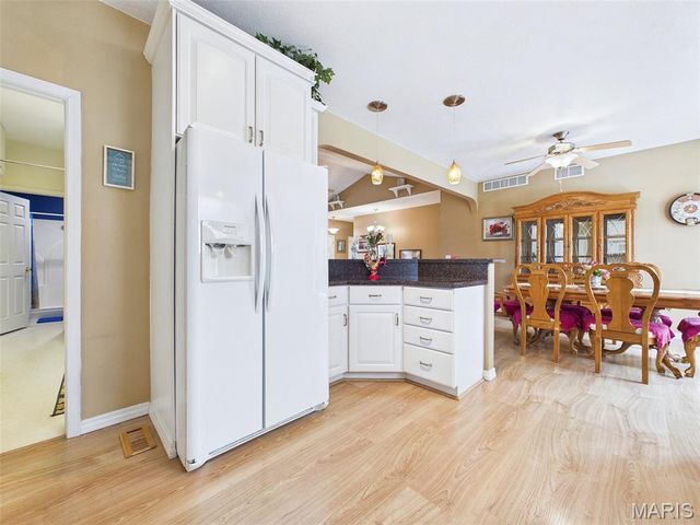 8716 Wildewood Drive, Worden, IL 62097