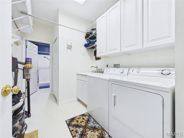 8716 Wildewood Drive, Worden, IL 62097