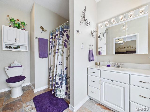 8716 Wildewood Drive, Worden, IL 62097