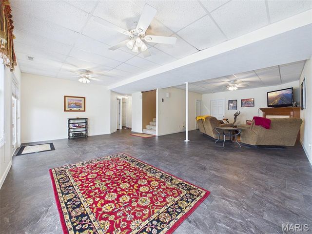 8716 Wildewood Drive, Worden, IL 62097