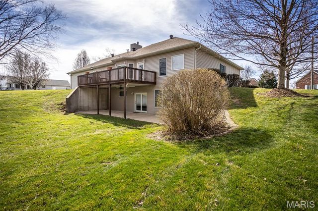 8716 Wildewood Drive, Worden, IL 62097