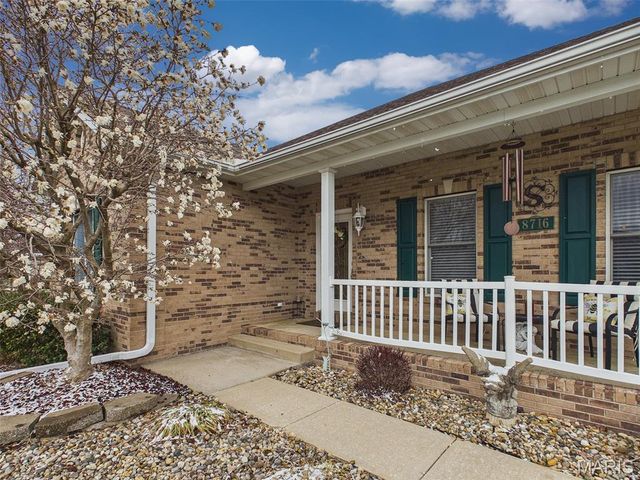 8716 Wildewood Drive, Worden, IL 62097