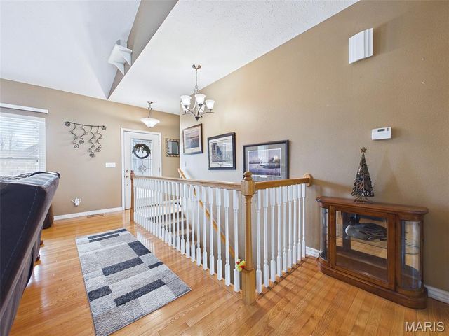 8716 Wildewood Drive, Worden, IL 62097