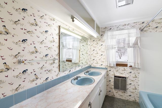 39 Atwood Street, Brattleboro, VT 05301