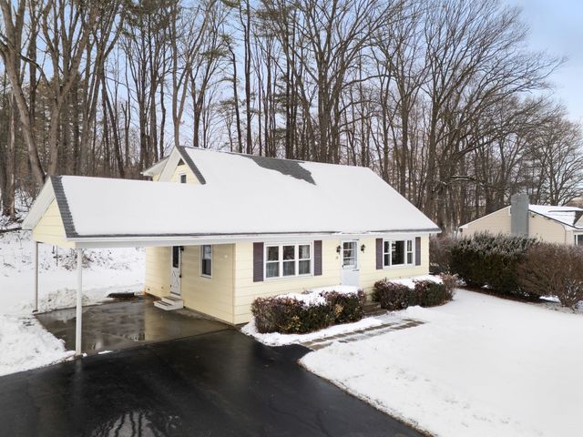 39 Atwood Street, Brattleboro, VT 05301