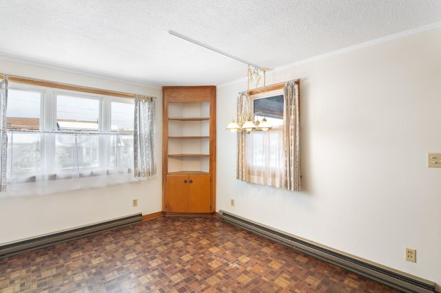 39 Atwood Street, Brattleboro, VT 05301