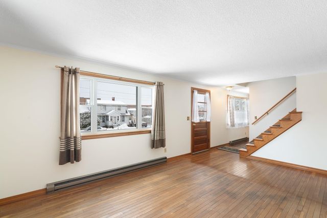 39 Atwood Street, Brattleboro, VT 05301