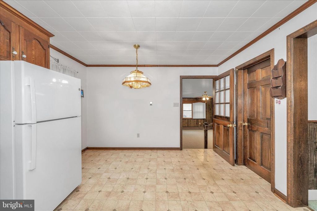 Image 15 of property listing at 113 W MAIN ST, Thurmont, MD 21788
