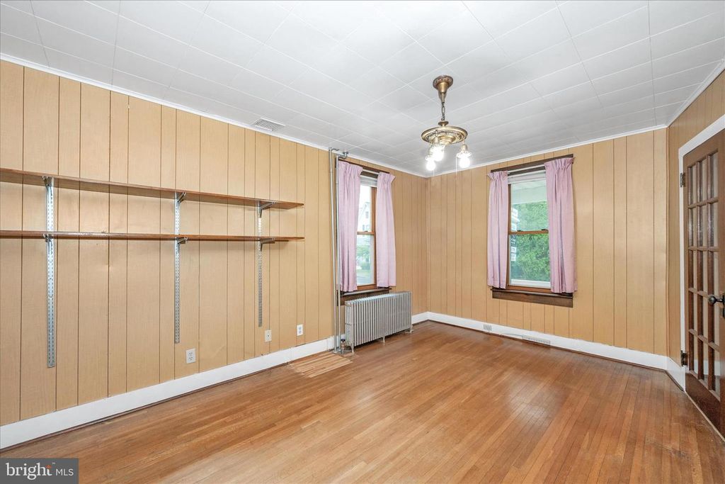 Image 24 of property listing at 113 W MAIN ST, Thurmont, MD 21788