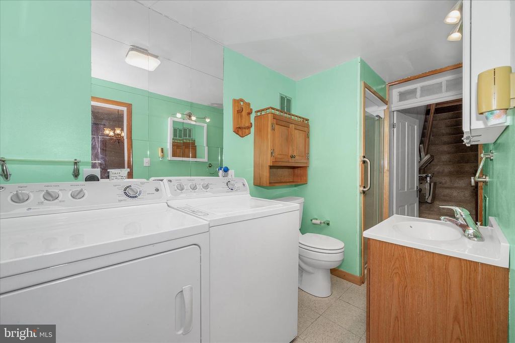 Image 29 of property listing at 113 W MAIN ST, Thurmont, MD 21788
