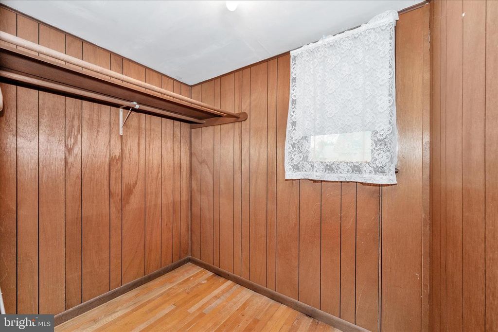 Image 32 of property listing at 113 W MAIN ST, Thurmont, MD 21788