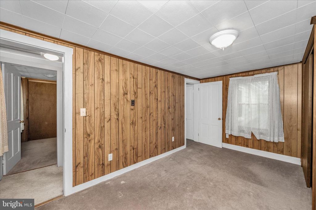 Image 35 of property listing at 113 W MAIN ST, Thurmont, MD 21788