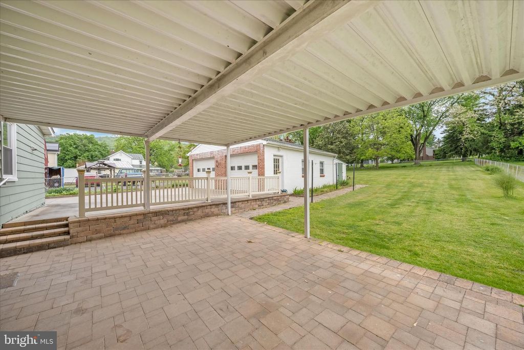 Image 50 of property listing at 113 W MAIN ST, Thurmont, MD 21788