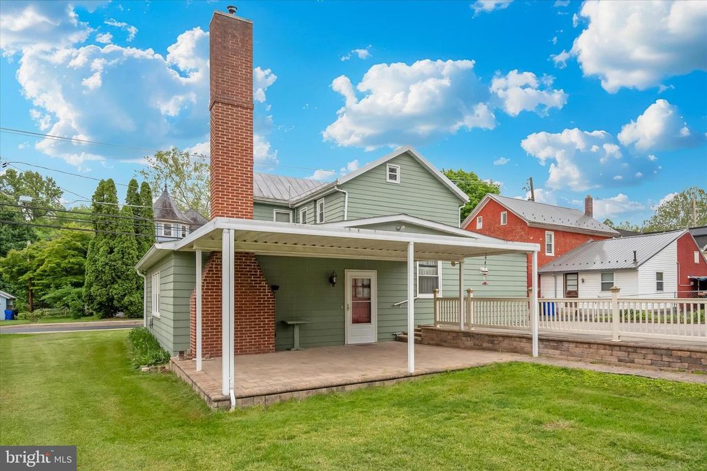 Image 54 of property listing at 113 W MAIN ST, Thurmont, MD 21788
