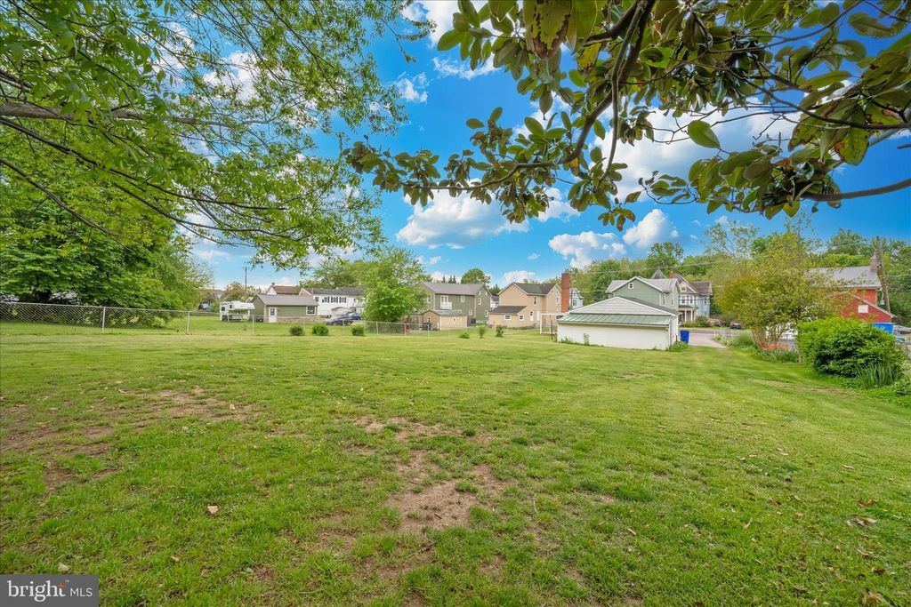 Image 59 of property listing at 113 W MAIN ST, Thurmont, MD 21788