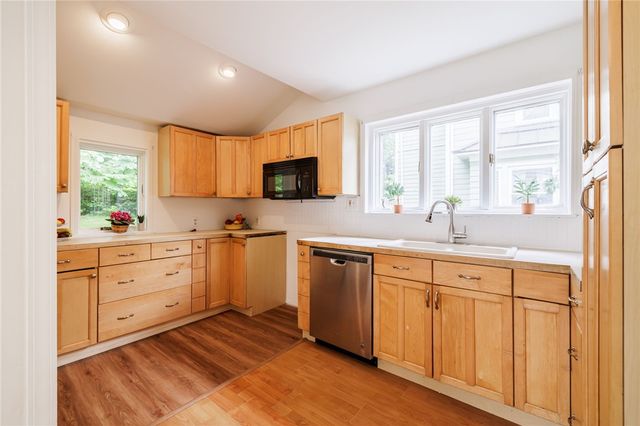 217 West Elm Street, East Rochester, NY 14445