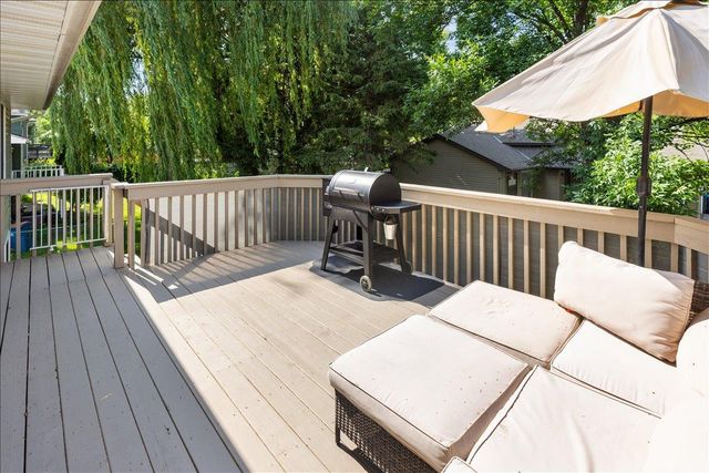 675 5th Avenue E, Shakopee, MN 55379