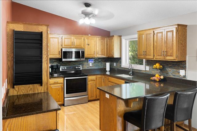 675 5th Avenue E, Shakopee, MN 55379