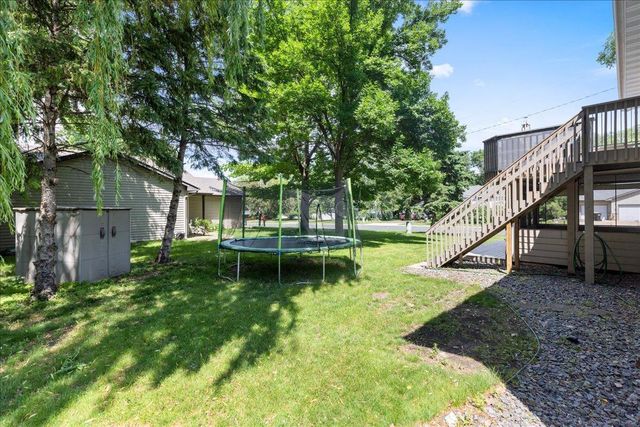675 5th Avenue E, Shakopee, MN 55379