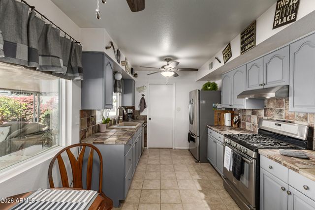 3832 W Beryl Avenue, Phoenix, AZ 85051