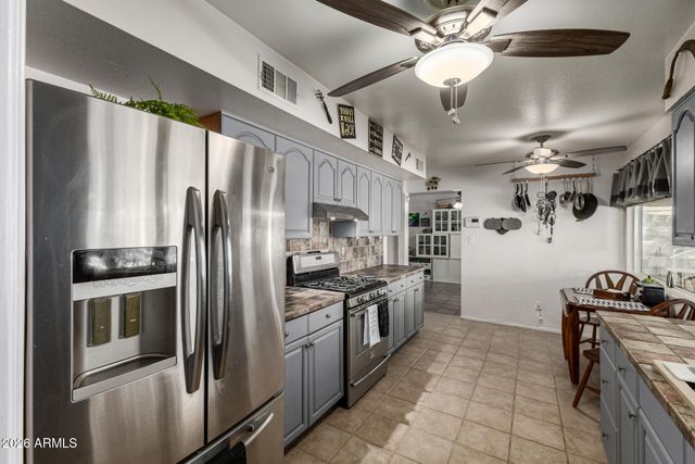 3832 W Beryl Avenue, Phoenix, AZ 85051