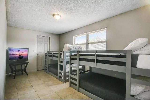 1002 VINE AVENUE, Clearwater, FL 33755