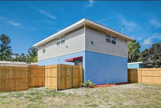 1002 VINE AVENUE, Clearwater, FL 33755