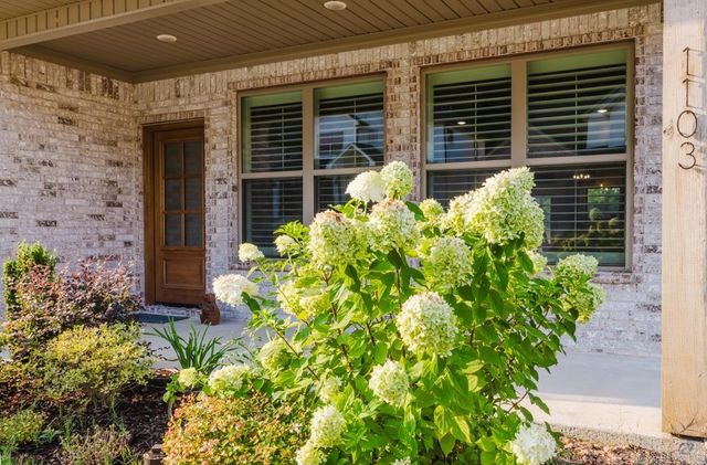 1103 Grand Teton Dr, Benton, AR 72019