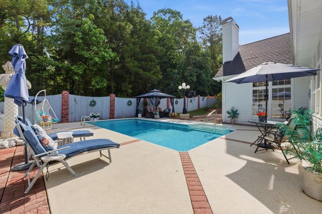 8107 Gatehouse Crossing, Chattanooga, TN 37421