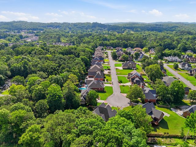 8107 Gatehouse Crossing, Chattanooga, TN 37421